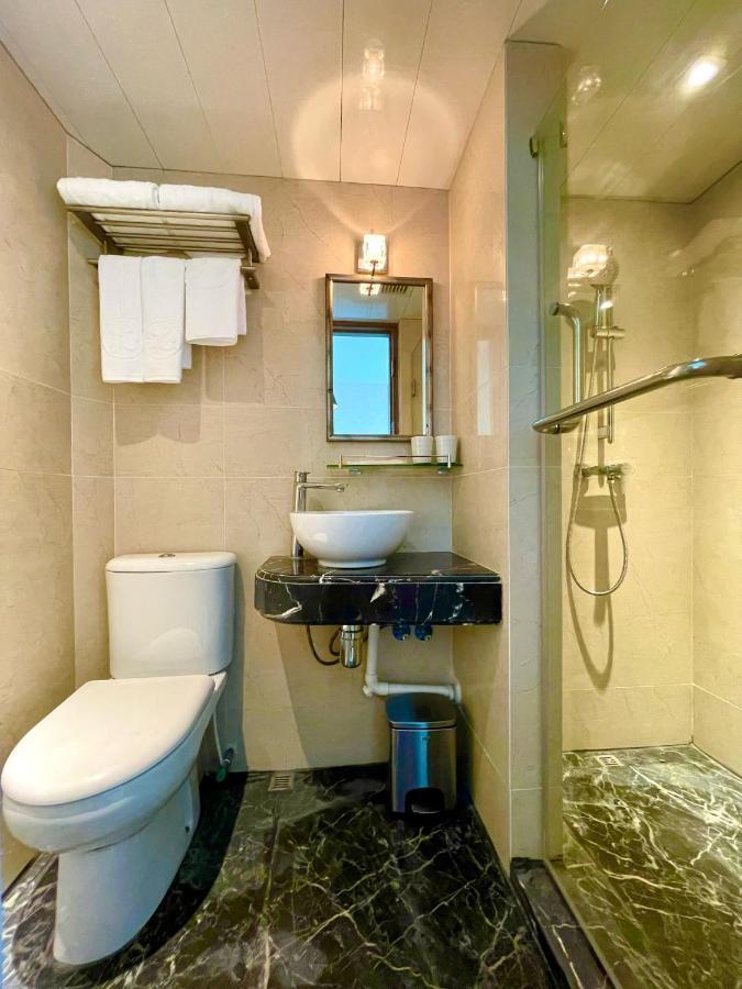 Lander Grand Hotel Hong Kong Dış mekan fotoğraf