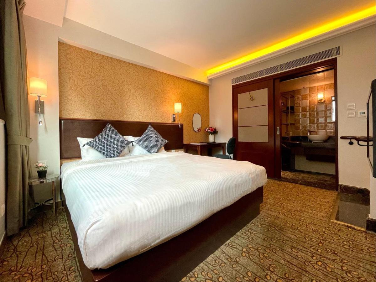 Lander Grand Hotel Hong Kong Dış mekan fotoğraf